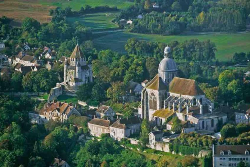 Avec Parking Cite Medievale Apartment Provins